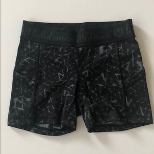 Lululemon spandex shorts